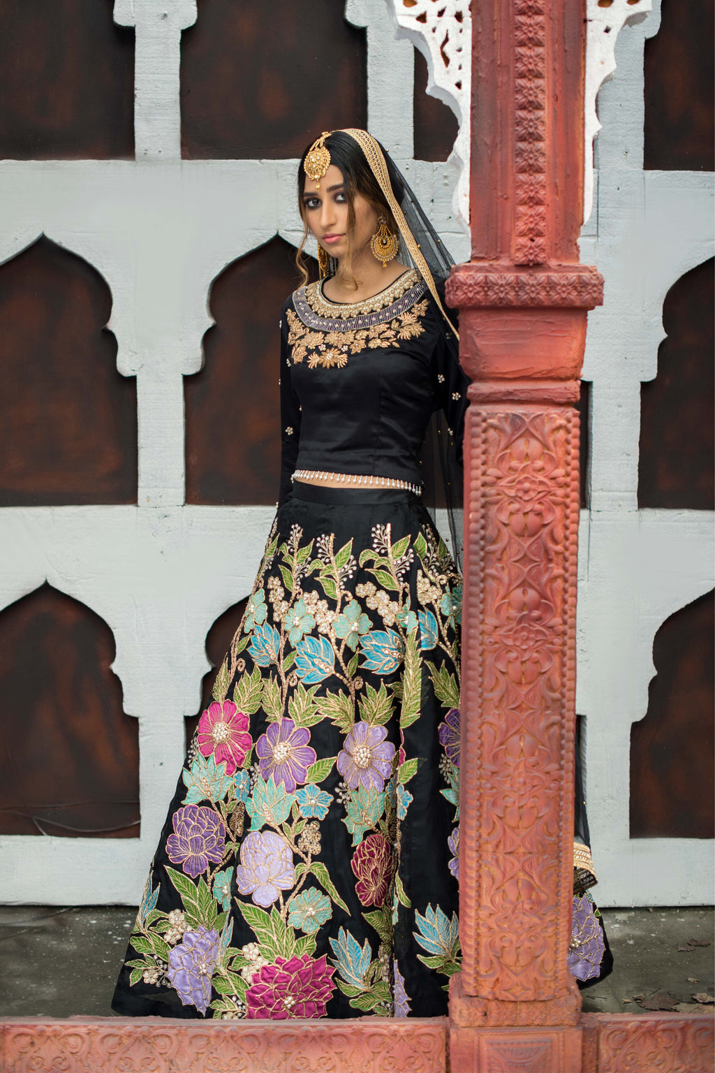 Siyah embellished organza floral lehnga with silk choli and dupatta